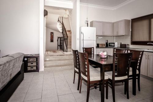 Joya Cyprus Fam. Friendly Villa+Steps from the Sea