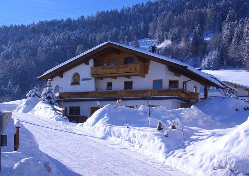  Haus TIROL, Pension in Thiersee