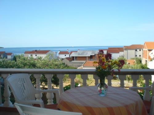 Two-Bedroom Apartment with Terrace and Sea View