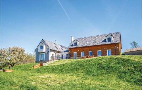  0-Bedroom Apartment in Lovasbereny, Unterkunft in Lovasberény