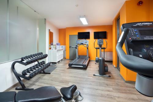 Best Western Plus Executive Hotel and Suites - image 6