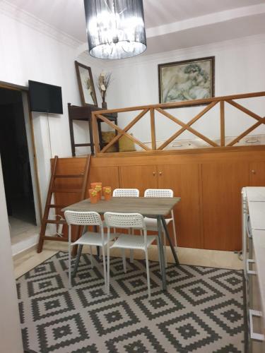  Eirinis Luxury Apartment in Asgourou