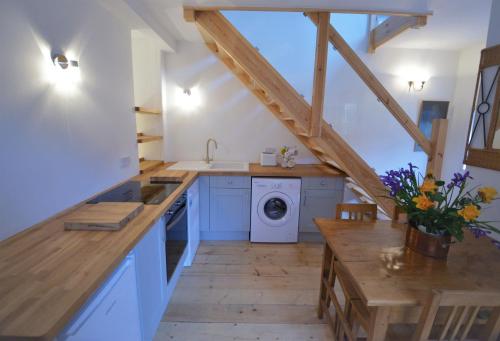 Sasha's Cottage