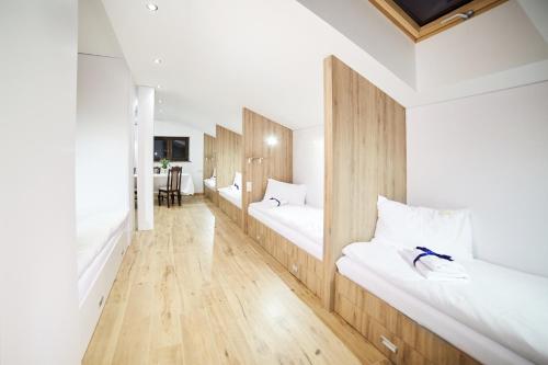 Ośrodek Ukazia (Osrodek Ukazia) in Miloslaw