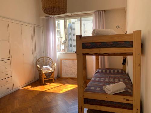 GRAN DEPARTAMENTO! Cerca de San Telmo y Obelisco, Buenos Aires (fotografie 9)