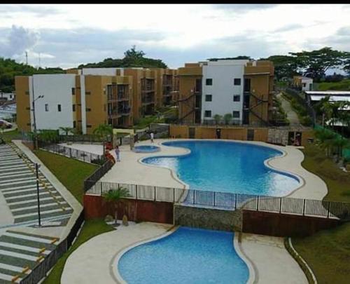 piscina en el eje cafetero apartamento