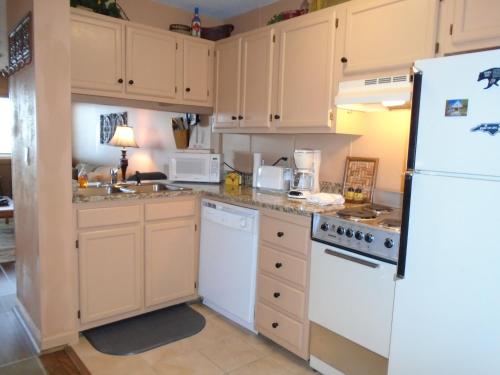 Pinnacle Inn Resort by VCI Real Estate Services - image 8
