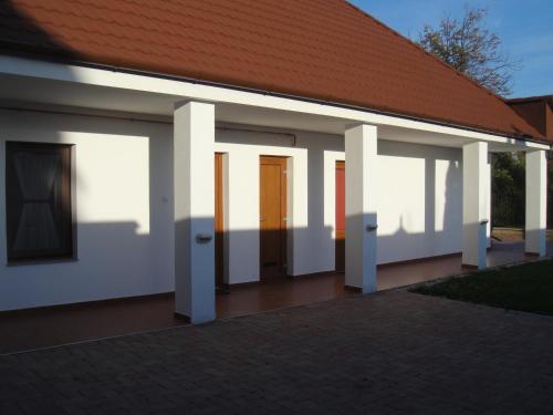 Paks Panzió - image 8