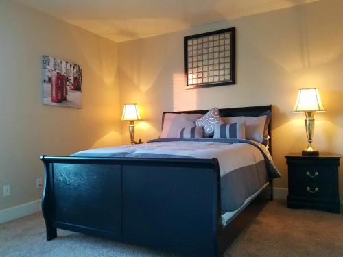 Lovely condo! Walking distance to the Strip with pool and spa Lovely condo! Walking distance to the Strip with pool and spa