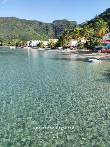 Alrededores, Résidence Séjourné (Residence Sejourne) in Les Anses-d'Arlet