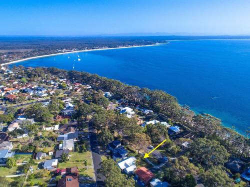 Akarana Beach House by Jervis Bay Rentals