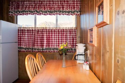 June Lake Motel