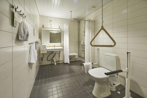 Holiday Inn Helsinki-Vantaa Airport, an IHG Hotel