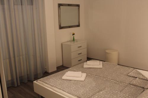 Nicely decorated apartment Silver - image 2