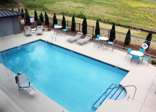 Holiday Inn Express & Suites - Hendersonville SE - Flat Rock, an IHG Hotel