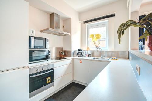 The Grand Apartment. Center of Antwerp, Amberes (foto 5)