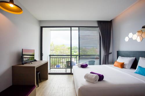 room detail thumbnail 1