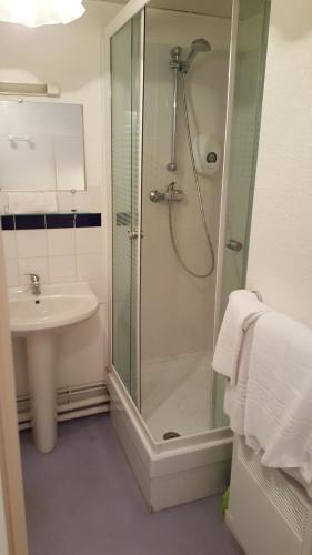 ห้องน้ำ, Residence Hoteliere Poincare in กลางเมืองกงเปียญ