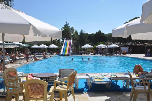  PİGALE FAMİLY CLUB, Kuşadası