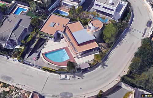  VillaHuerta,es pool and Jacuzzi, just for quiet people in 46110 Godella