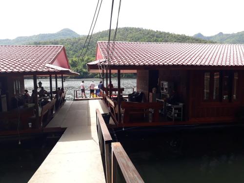 Pae Maldive Erawan in Chong Sadao