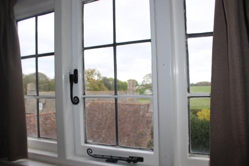 Charney Manor - image 6