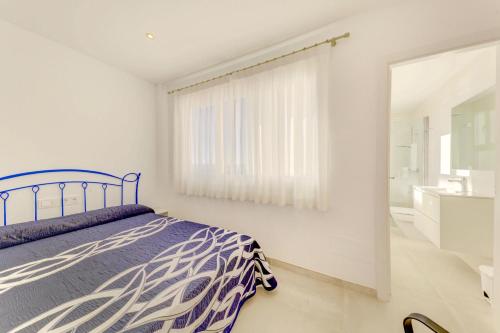 Apartment Migjorn Cel Seafront - image 6