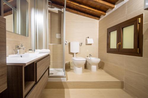Lian Home in Florence - image 3