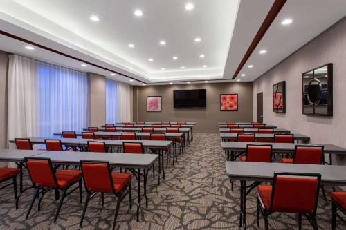 Hawthorn Extended Stay by Wyndham Loveland in Johnstown, USA