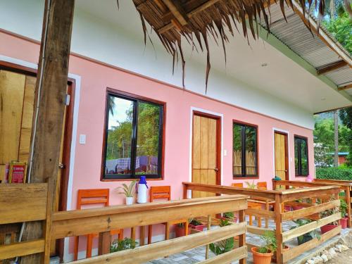 NoBi's Inn, Port Barton - Palawan