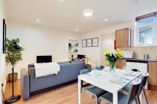 WelcomeStay Tooting Broadway 3 Bedroom Apartment - main image