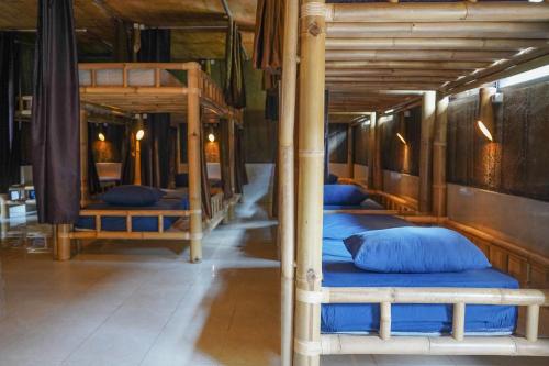 BALI BAMBOO JUNGLE HUTS AND HOSTEL