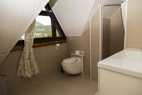 DUINGT - Family House Chateau DhÃ©rÃ© by Locationlacannecy gîte à louer Fargy