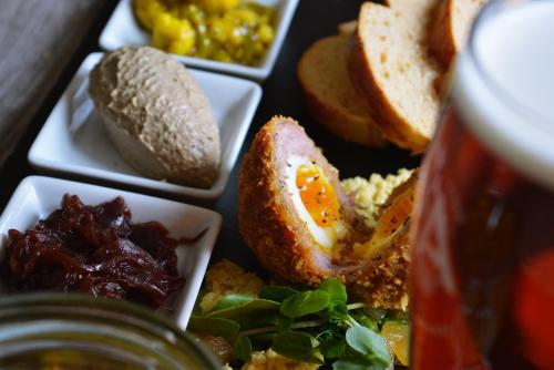 Stallingborough Grange Hotel - image 2