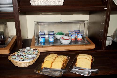 Orly Superior Hotel - image 13