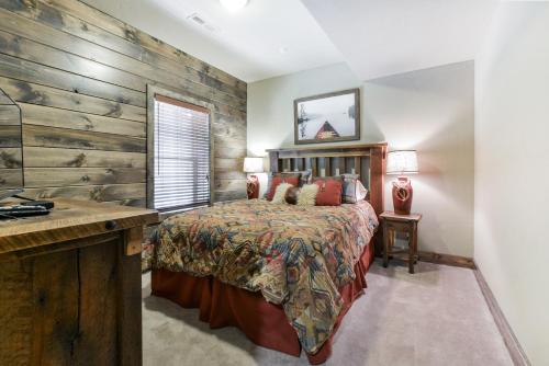WaterMill Cove Resort LUXURY Lakefront Lodge 2mi to Silver Dollar City HUGE POOL - image 5