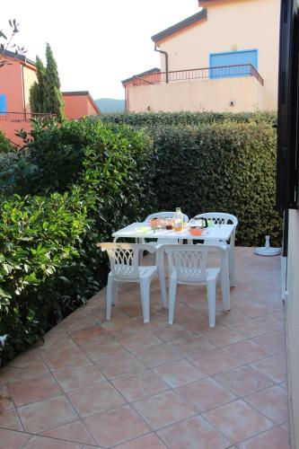 Chez Valérie et Stéphane, Les terrasses de Lozari