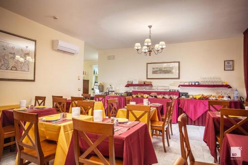 식음료(F&B), 호텔 알레산드로 델라 스피나 (Hotel Alessandro Della Spina) in 피사