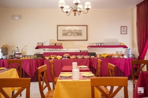 Hotel Alessandro Della Spina - image 12
