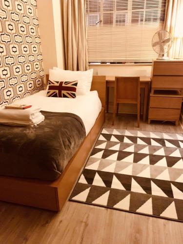 Cosy Chelsea Studio Apartment, , London