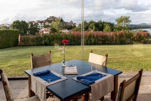 Restaurant, Parador de Tui in Albelos