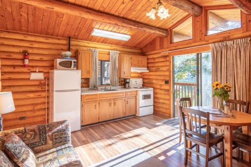 Cusheon Lake Resort in Ganges, Canada