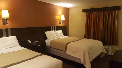 Queen Room with Two Queen Beds