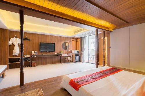 room detail thumbnail 1