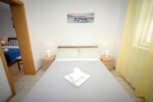 Seaside house for families with children Cove Kruseva Hvar - 12459 - image 5