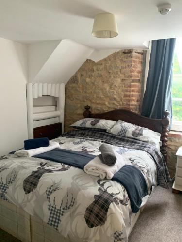 Crosskeys Inn Guest Rooms in Wye Valley in Goodrich
