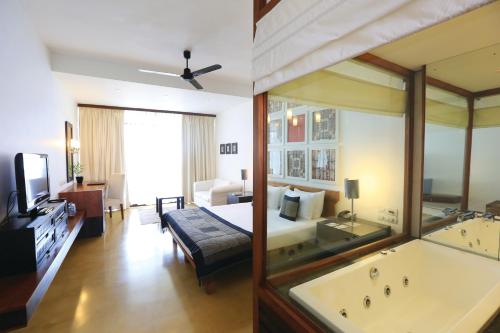 The Blue Water Hotel and Spa, Wadduwa