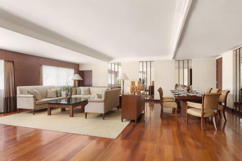 Grand lakosztály (Grand Suite)