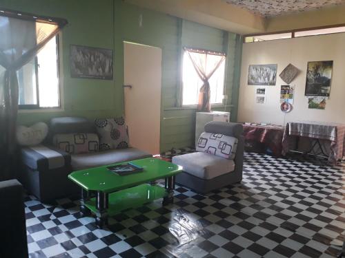 Mulu D cave homestay in Mulu