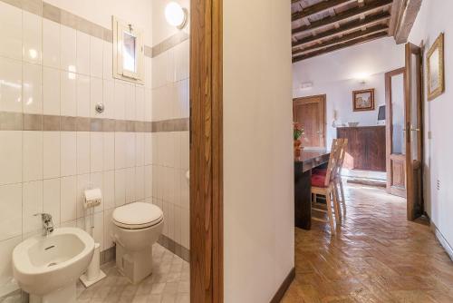 By the charming Piazza Navona - FromHometoRome - image 2